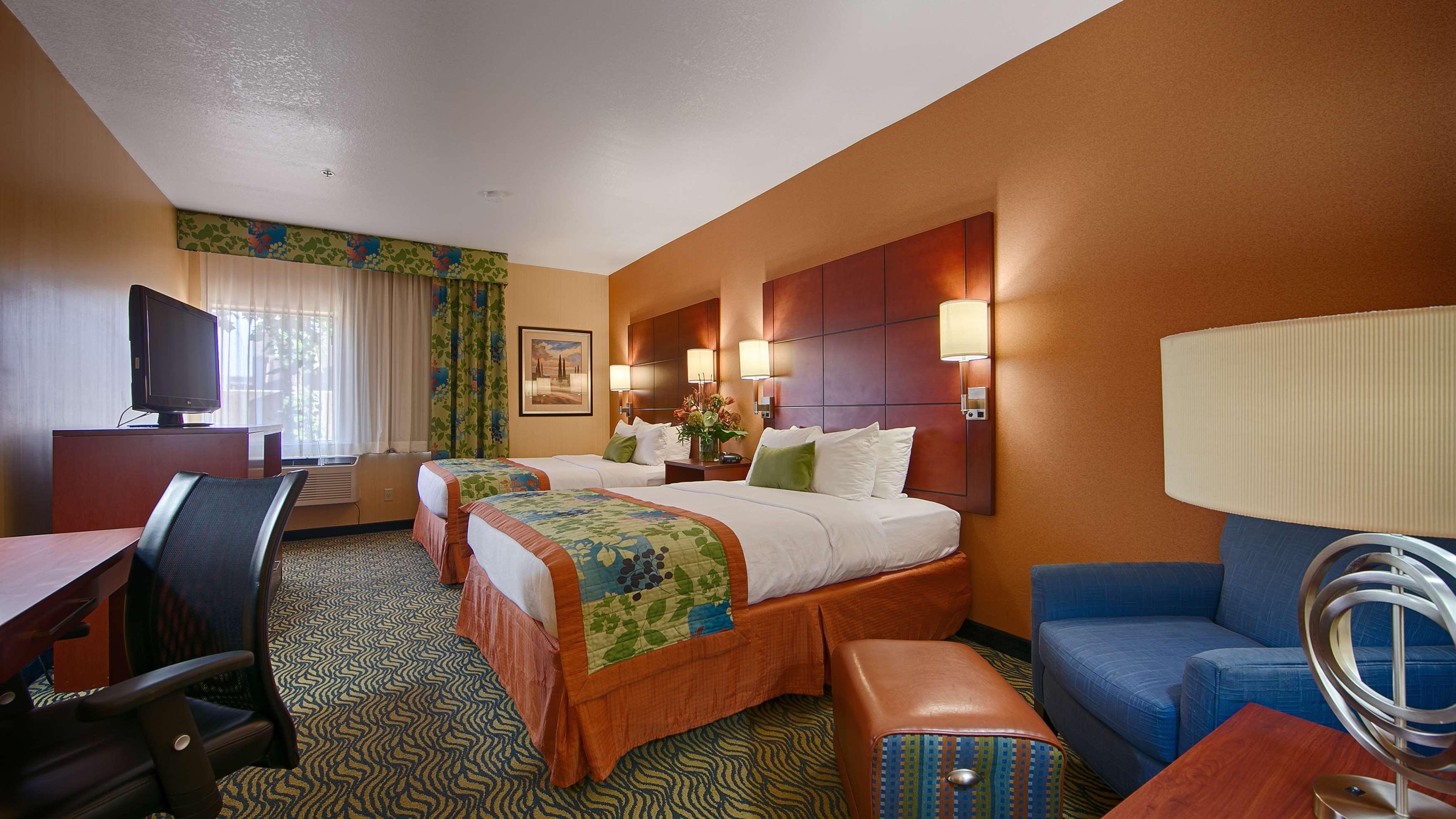 Best Western Plus Fresno Inn Экстерьер фото